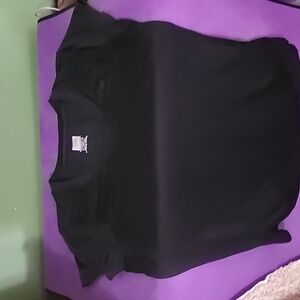 VEUC Wms Sz M S/S Performance fabric Black Workout Fitness Weight training shirt